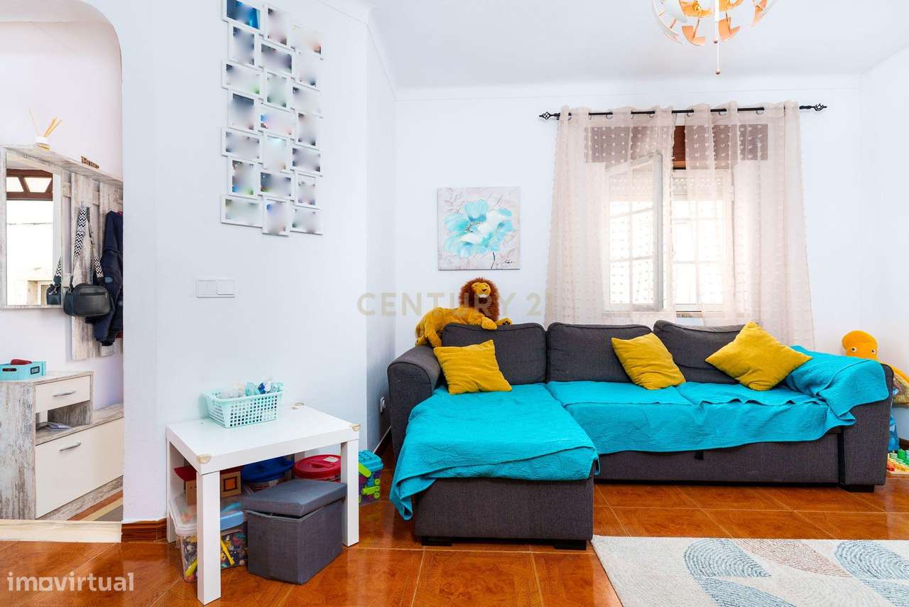 Moradia T2+1 no Coração do Centro Histórico de Alcácer do Sal - Grande imagem: 2/28