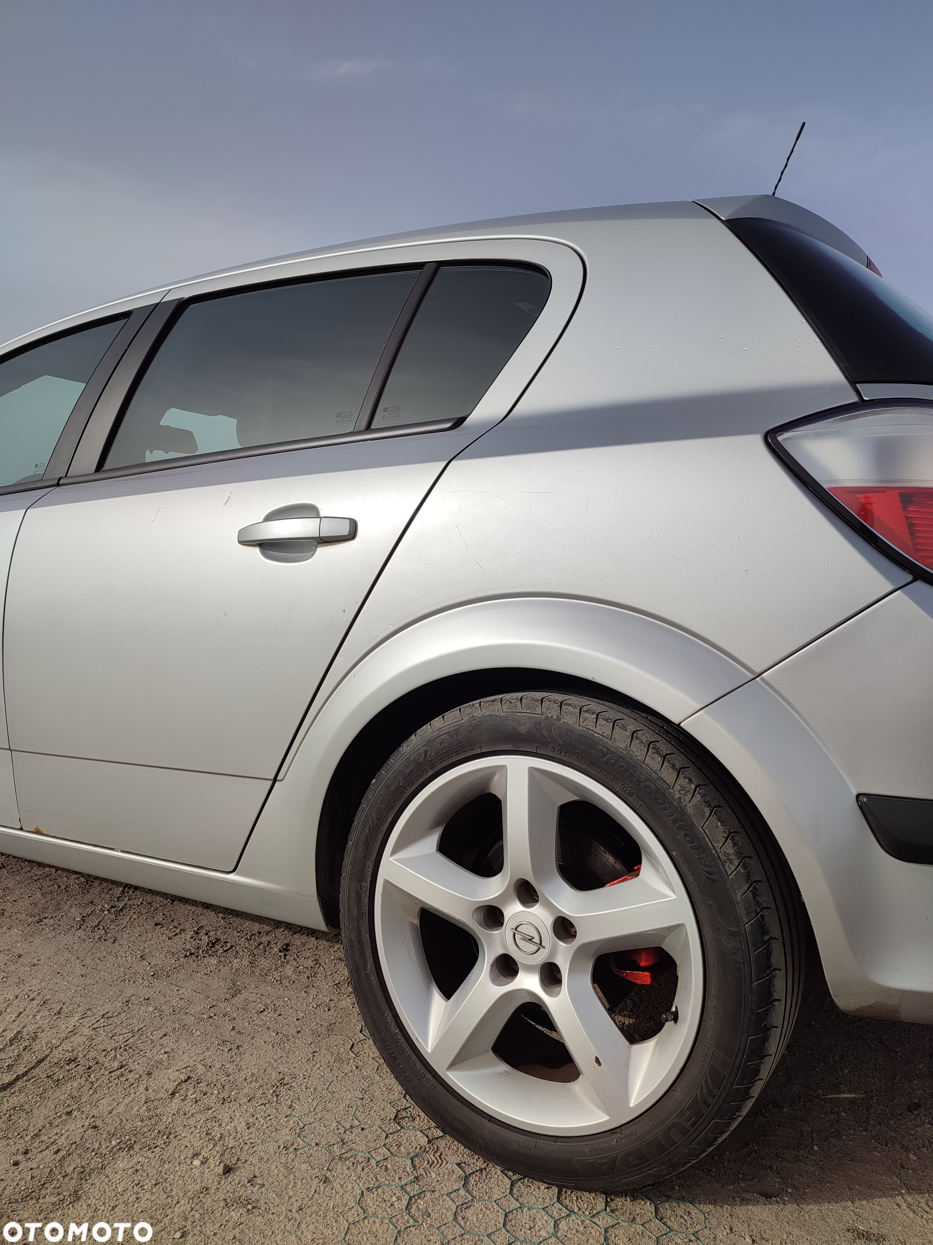 Opel Astra III 2.0 T Sport - 22