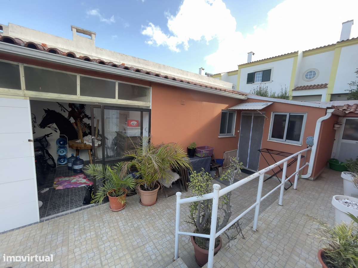 EXCLUSIVO EM CASCAIS |  T3 +1 anexo EM MANIQUE DE BAIXO.-21