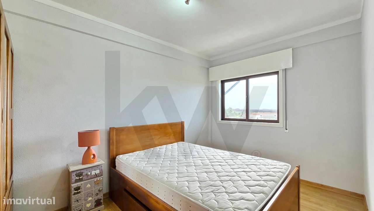 Apartamento T3 renovado no centro de Albergaria-12