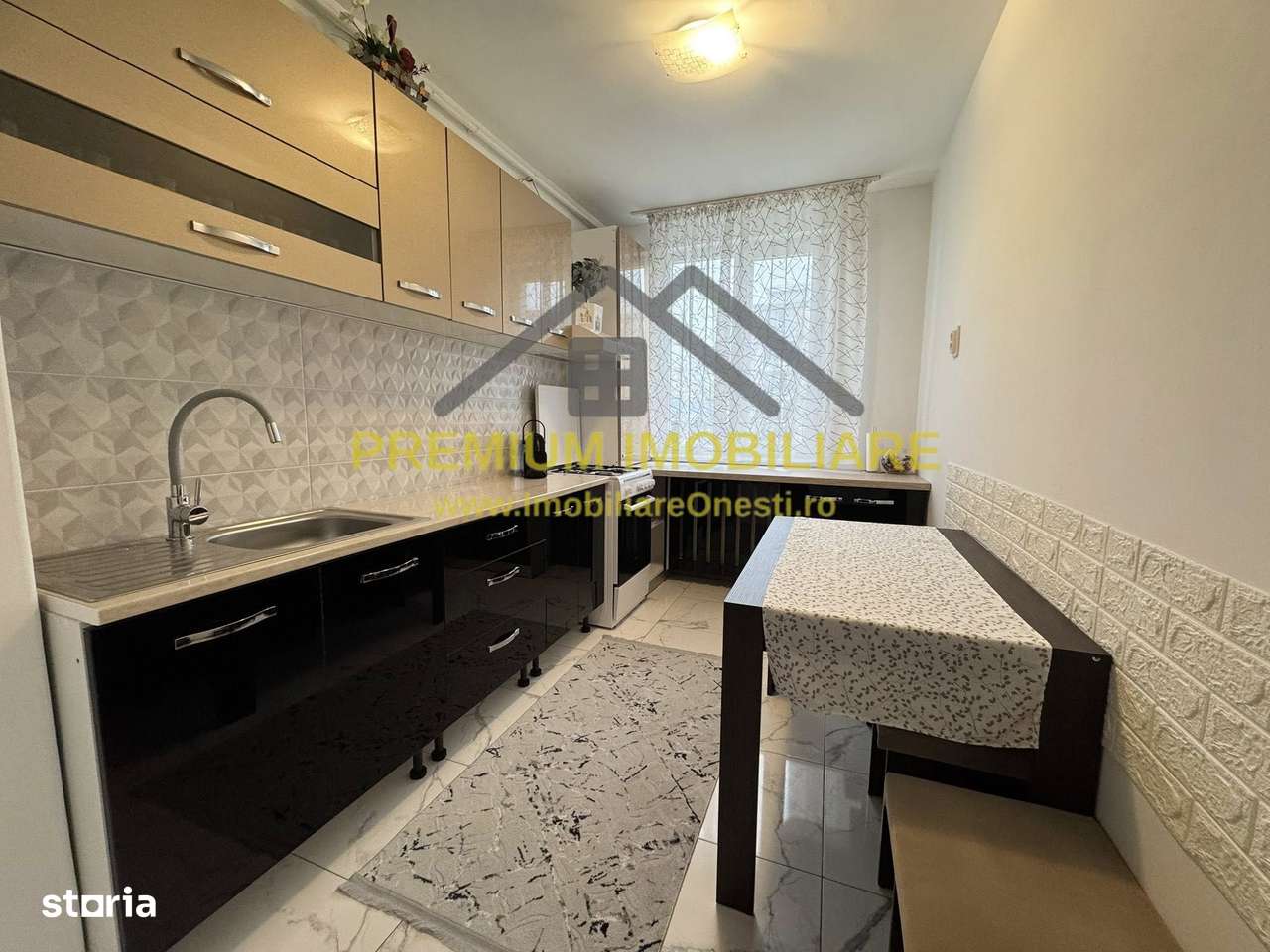 Apartament 2 Camere - Zona Ultracentrala - Renovat - Mobilat - Utilat-3