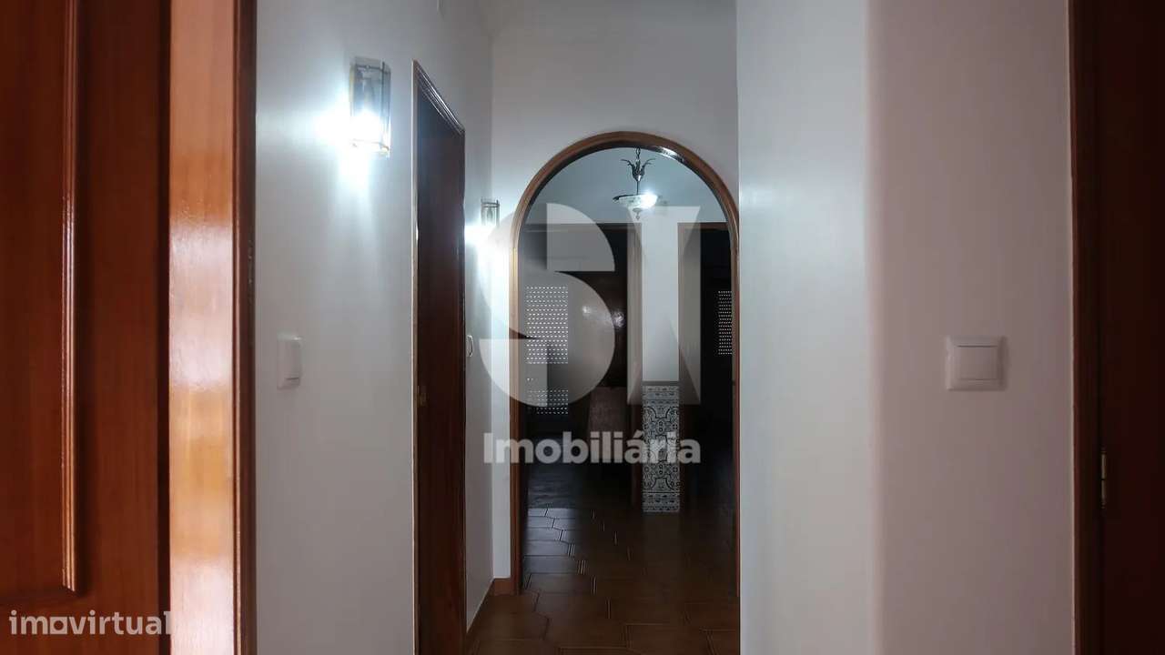 Fantástico Apartamento T3 no Centro de Arganil – Oportunidade Única! - Grande imagem: 5/29