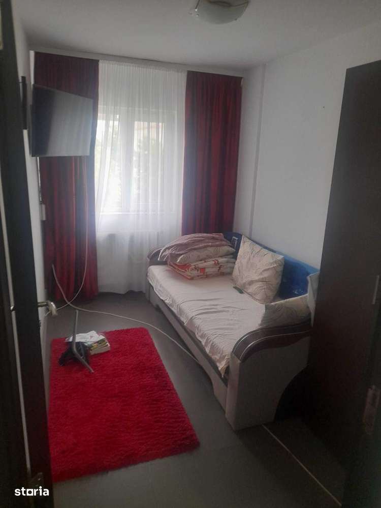 Apartament 3 camere zona Imparat Traian , etaj 3 , decomandat - Imagine principală: 3/5