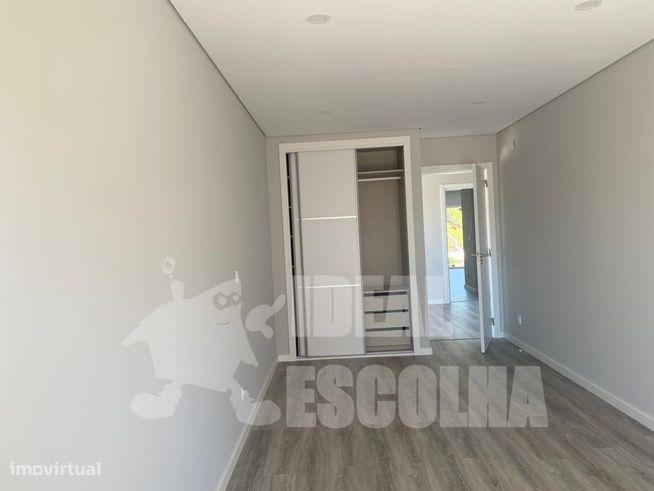Moradia V4 em Fernão Ferro: ..
Conheça o Seu Novo Lar!...-20
