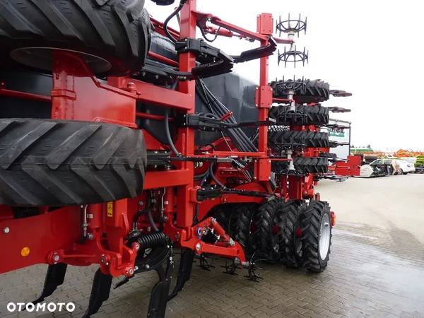 Horsch Focus 6.35 Z MINIDRILLEM - 17