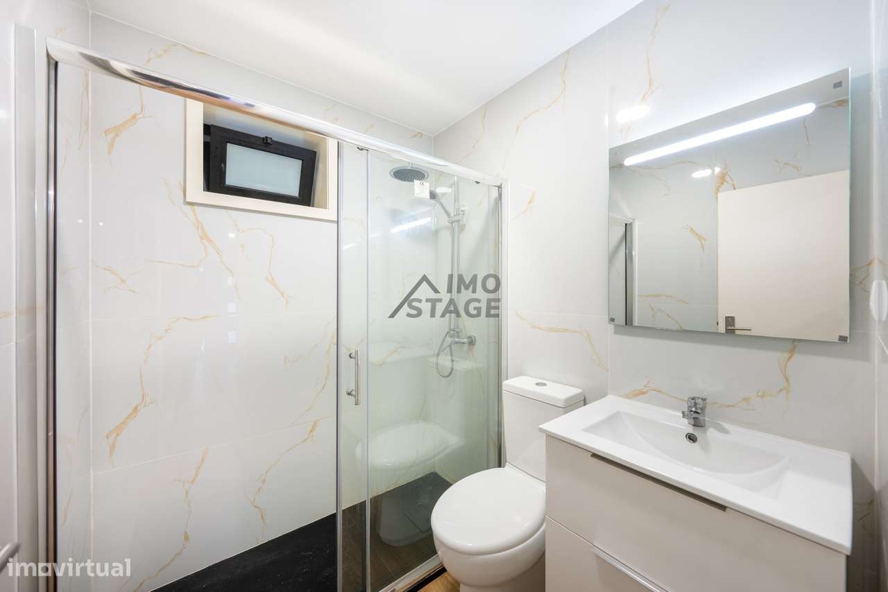 Moradia Bi-Familiar Renovada | Ermesinde – Santa Rita T1+1 e T2-26