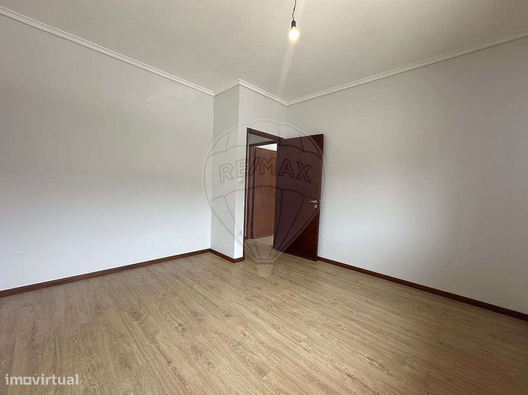 Moradia T3 para arrendamento - Grande imagem: 2/23