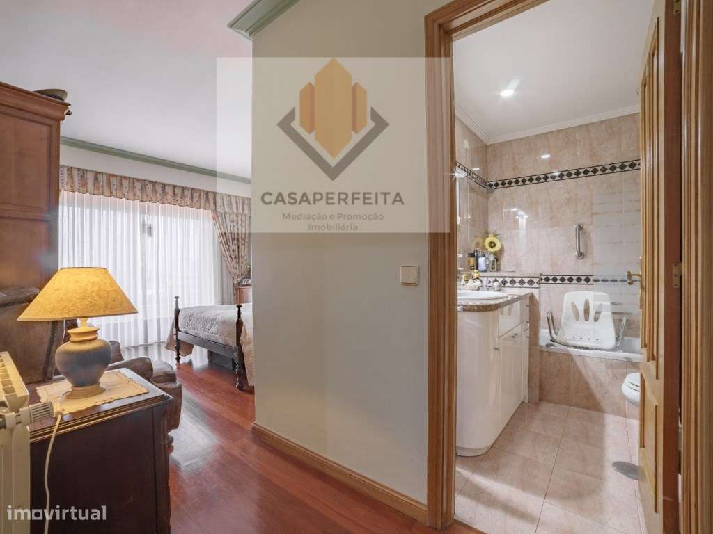 Deslumbrante Penthouse T4 Duplex com Terraço e Vistas Inacreditávei...-27