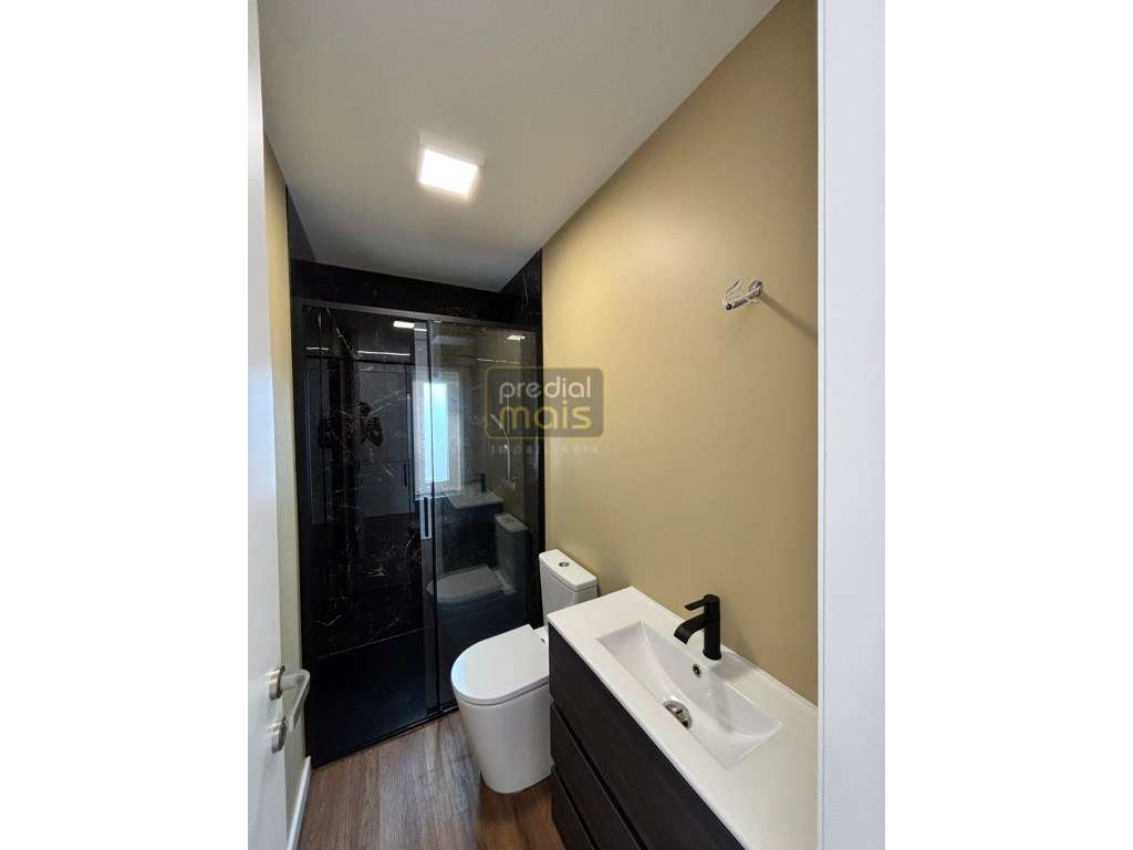 Moradia Individual T2 Remodelada com Jardim em Mouquim - Vila Nova ...-13