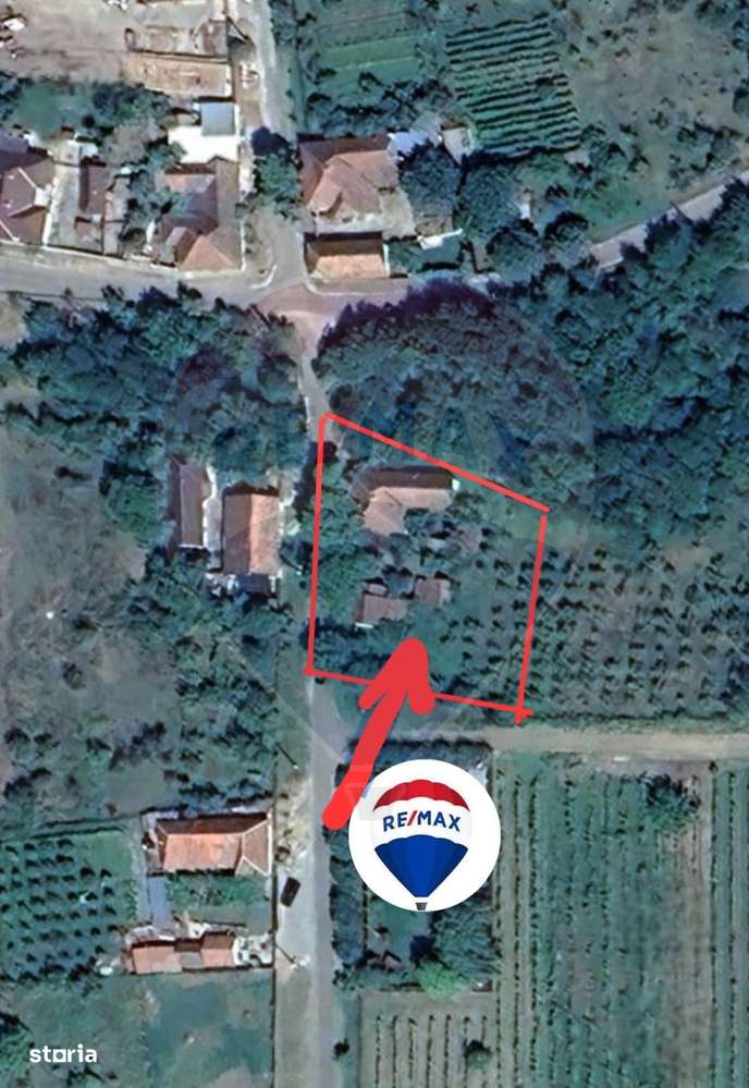 Casă solida cu teren 1081 mp Siria soseaua principala spre Cetate - Imagine principală: 5/13