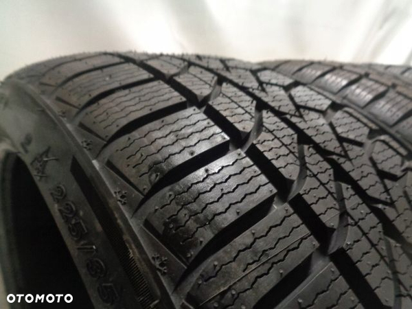 WESTLAKE ZUPERSNOW Z-507 225/35R19 88V - 2