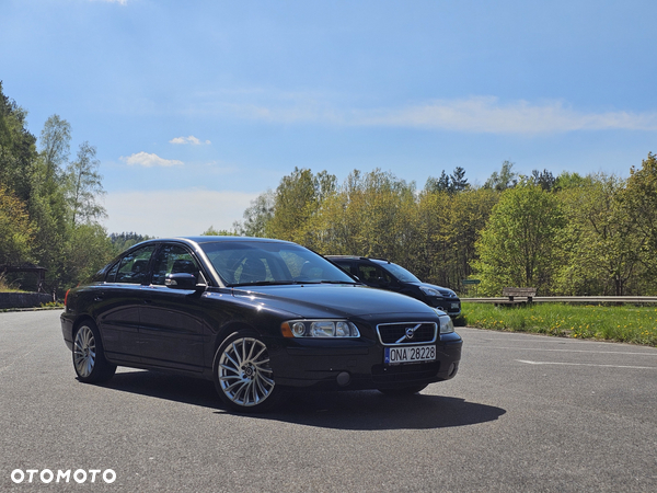 Volvo S60 2.4 T5 Momentum - 1