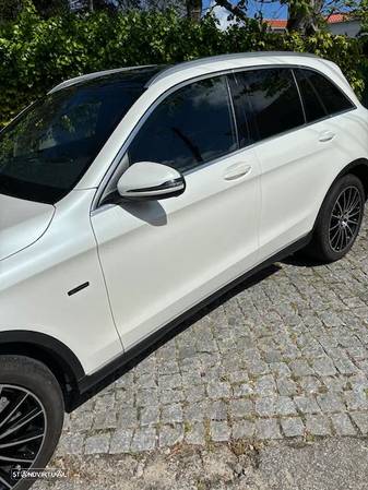 Mercedes-Benz GLC 300 e 4Matic - 4