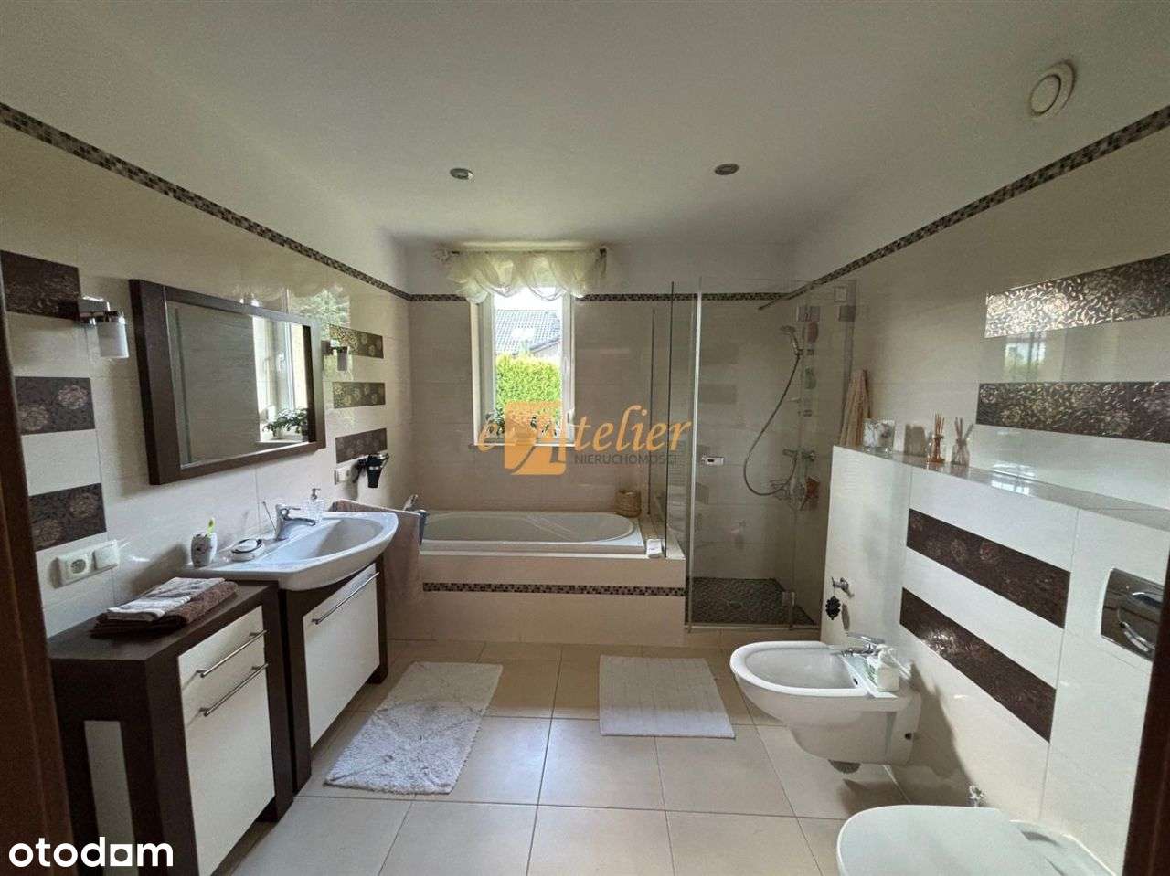 Parterowy dom z ogrodem w Katowicach Podlesiu-9