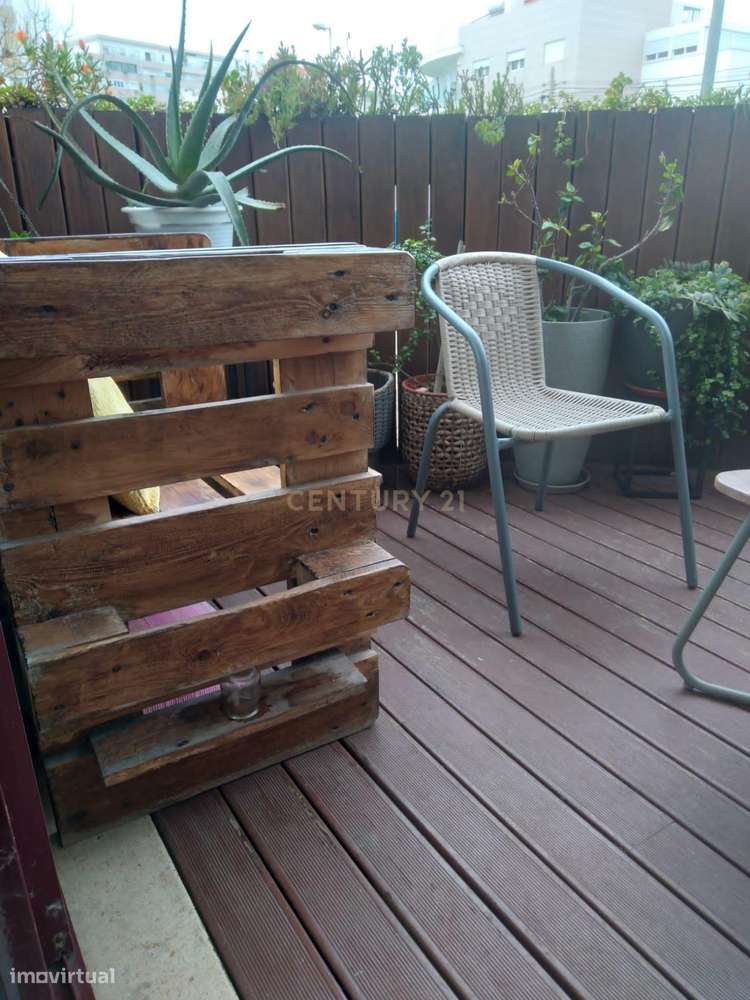 Trespasse de Espaço Comercial – Zona Emblemática da Costa da Caparica-26