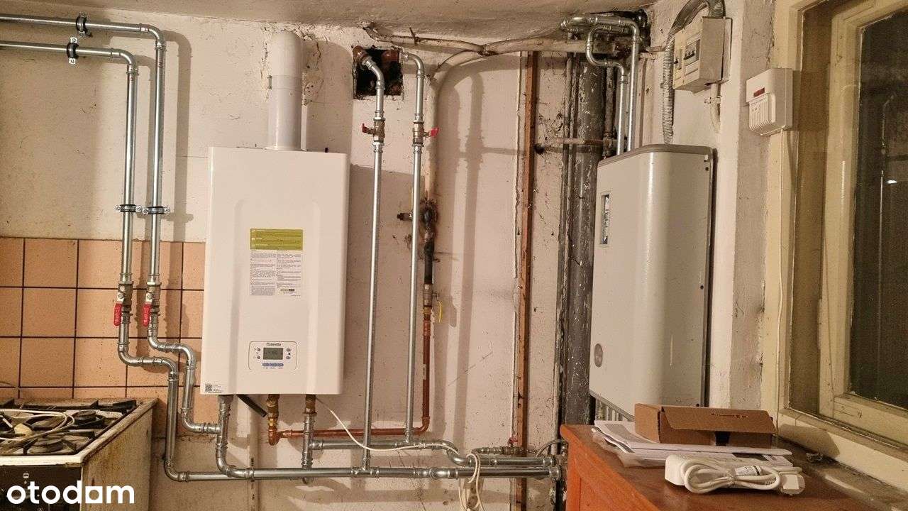 Dwie działki zabudowane domem-na działalność!-6