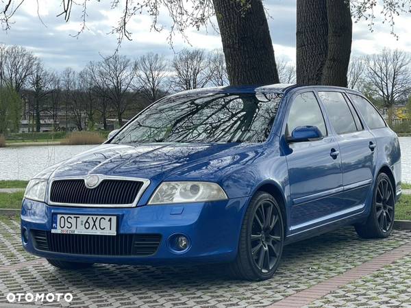 Skoda Octavia 2.0 TDI RS - 2