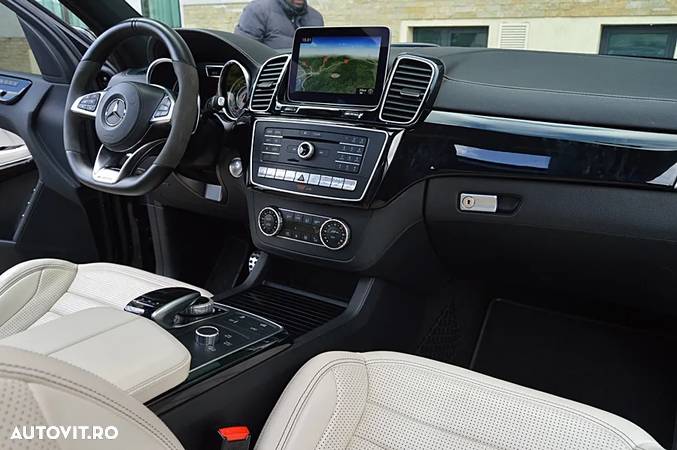 Mercedes-Benz GLS 63 AMG 4MATIC Aut - 2