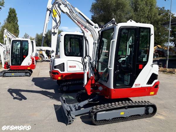 Takeuchi Nowa Japońska Takeuchi TB225 NOWOŚĆ - Minikoparka - 1