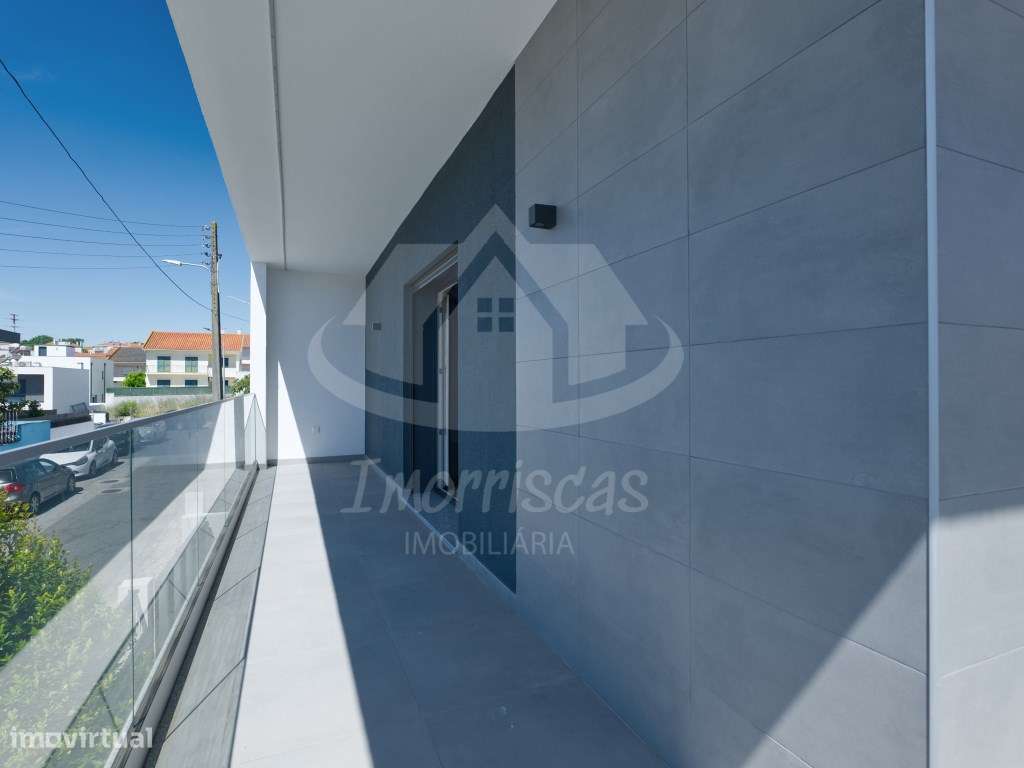 Moradia V4 Nova de Luxo com Rooftop e Vista Rio | Santa Iria de Azóia-58