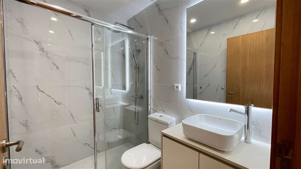 T3 Centro-Póvoa de Varzim-aparcamento-16