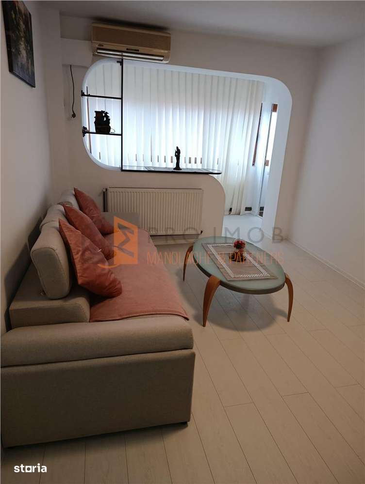 Apartament 2 camere cf 1 semidecomandat zona Unirii Sud-1