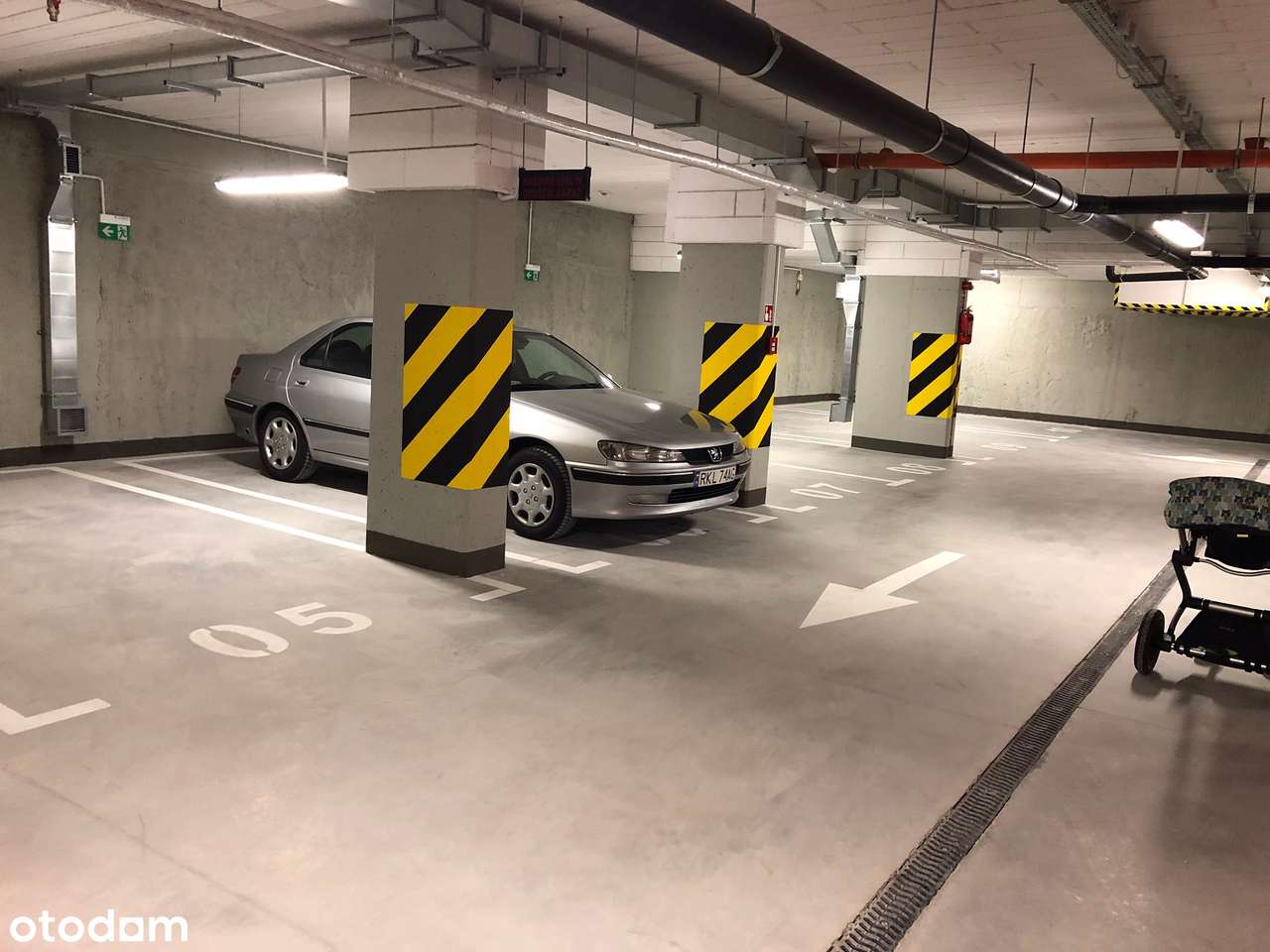 Miejsce garażowe  – Warszawa, ul. Woronicza 34A