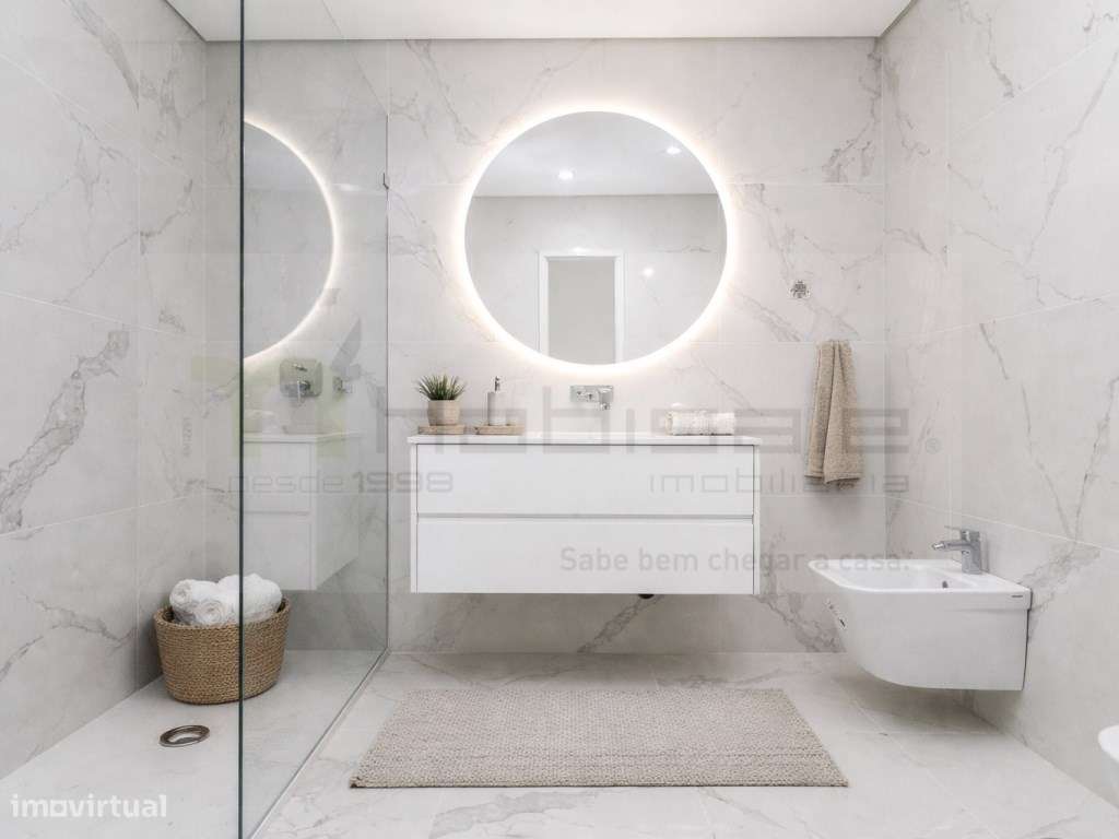 T2 Com box em Santo António dos Cavaleiros - Grande imagem: 5/12