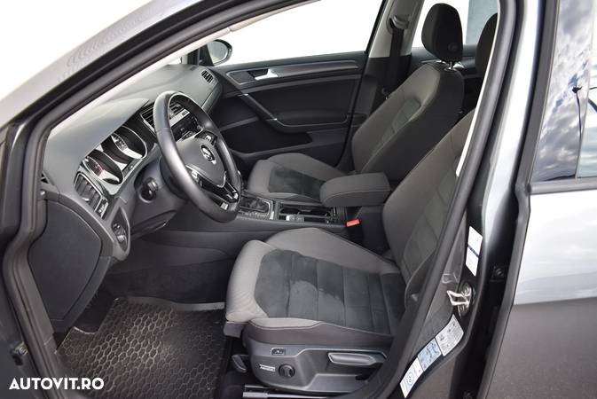 Volkswagen Golf 1.6 TDI DSG Comfortline - 11