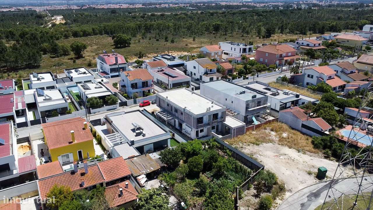 Moradia, 141 m², Fernão Ferro-17