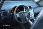 Toyota Auris 2.0 D-4D - 5