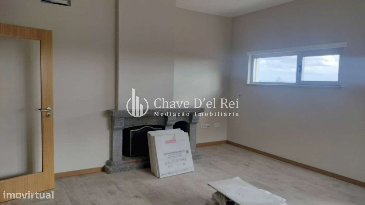 Apartamento T1+1 Venda em Cavernães,Viseu - Grande imagem: 3/11