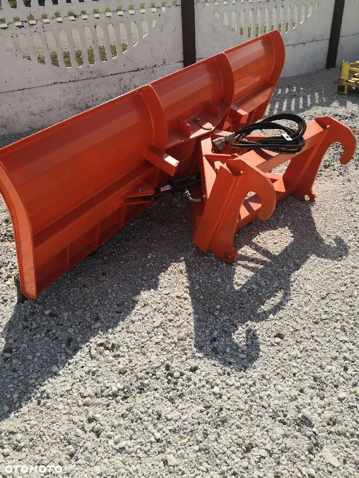 Zgarniacz gumowy 170 cm mocowanie JLG - 4