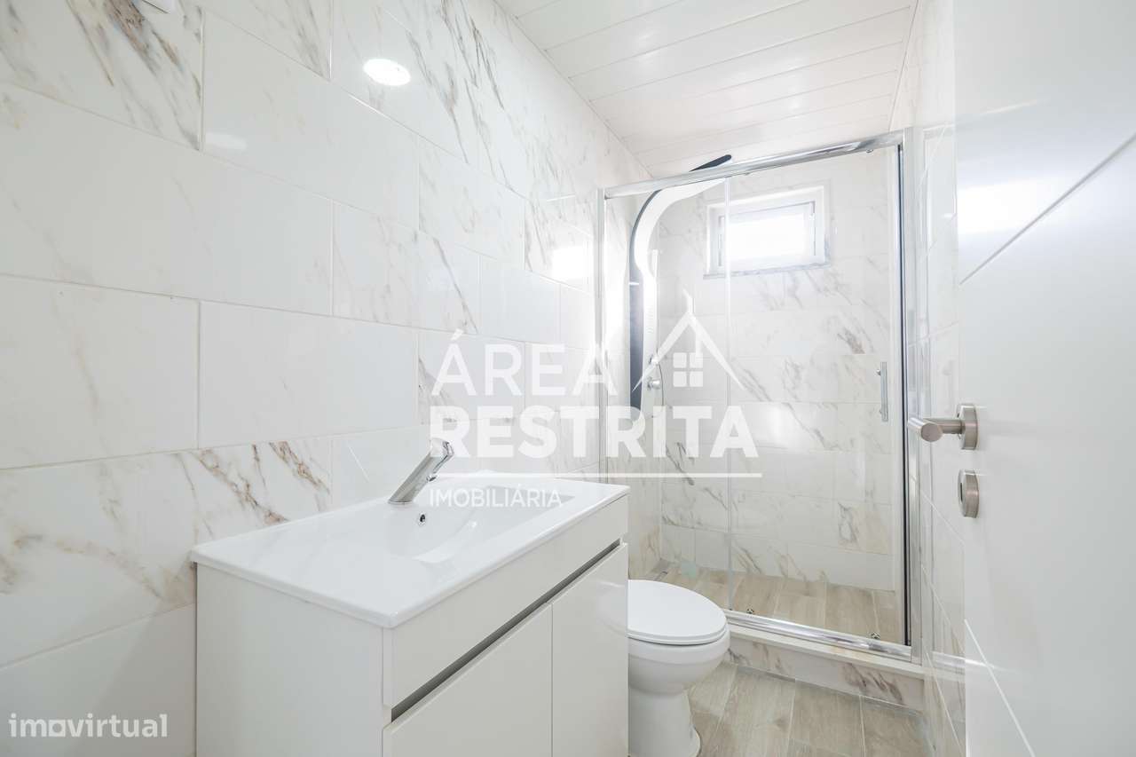 Moradia pré-fabricada nova T2 A VENDA no Parque Verde em Fernão Ferro.-18