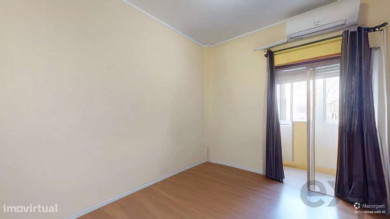 T3 SEMI--REMODELADO NO LUMIAR - Grande imagem: 5/28