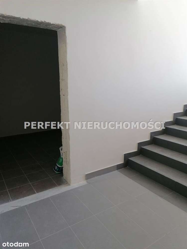 , Apartamentowiec-13