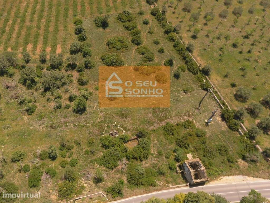 Terreno com Projecto Aprovado para Moradia T3 com Piscina-7