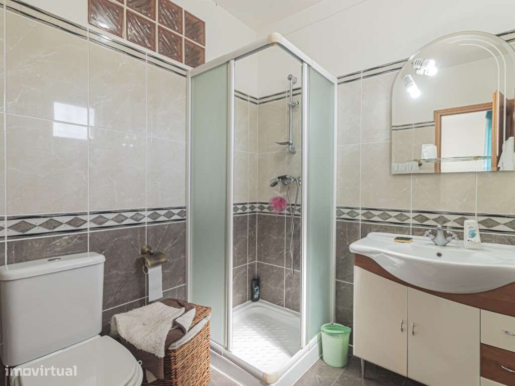 Moradia T5 Isolada com Piscina e Vista Mar-17