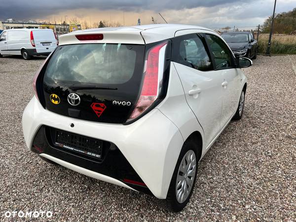 Toyota Aygo 1.0 VVT-i Sprint EU6 - 24