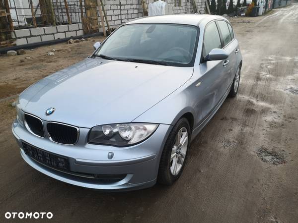 BMW Seria 1 116i - 1