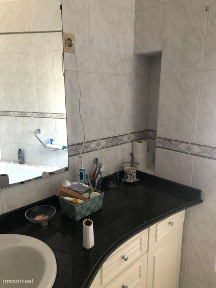 Quarto - localizado em Carcavelos Lisbon - Grande imagem: 5/13