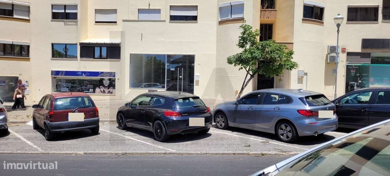 LOJA NA AVENIDA DAS DESCOBERTAS INFANTADO LOURES 180 M2 E 2 ENTRADAS-24