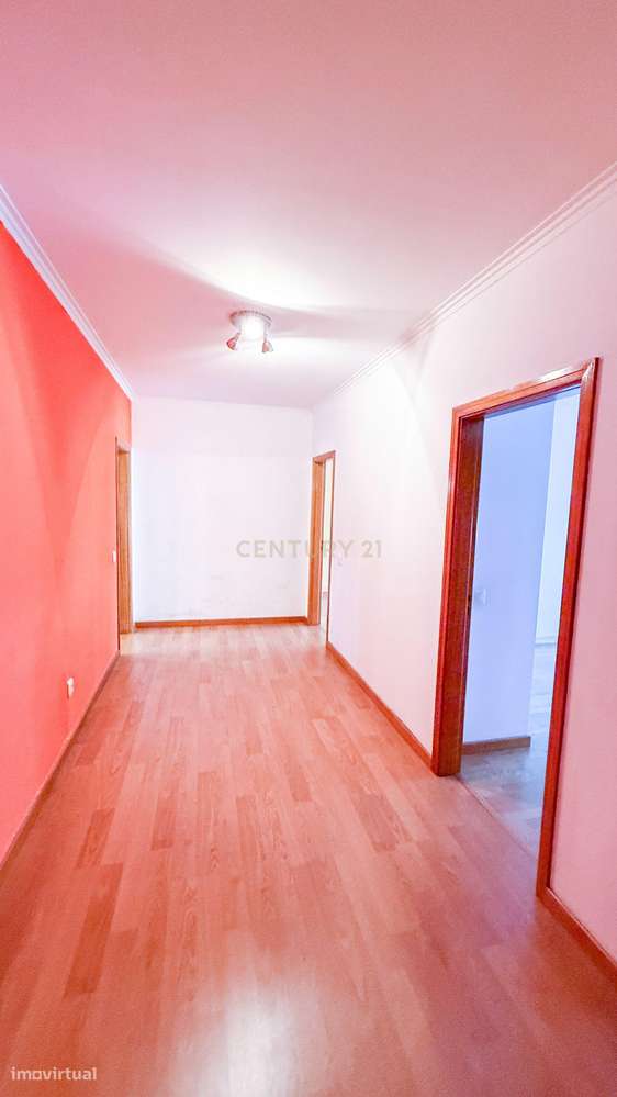 Apartamento T3 no centro de Viseu-5