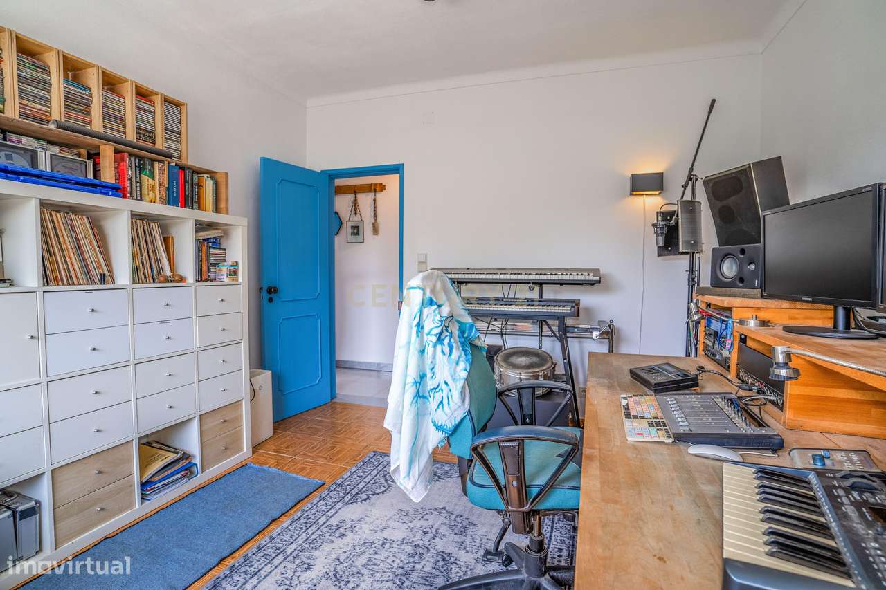 Moradia T3 localizada no Carvalhal, Bombarral-26