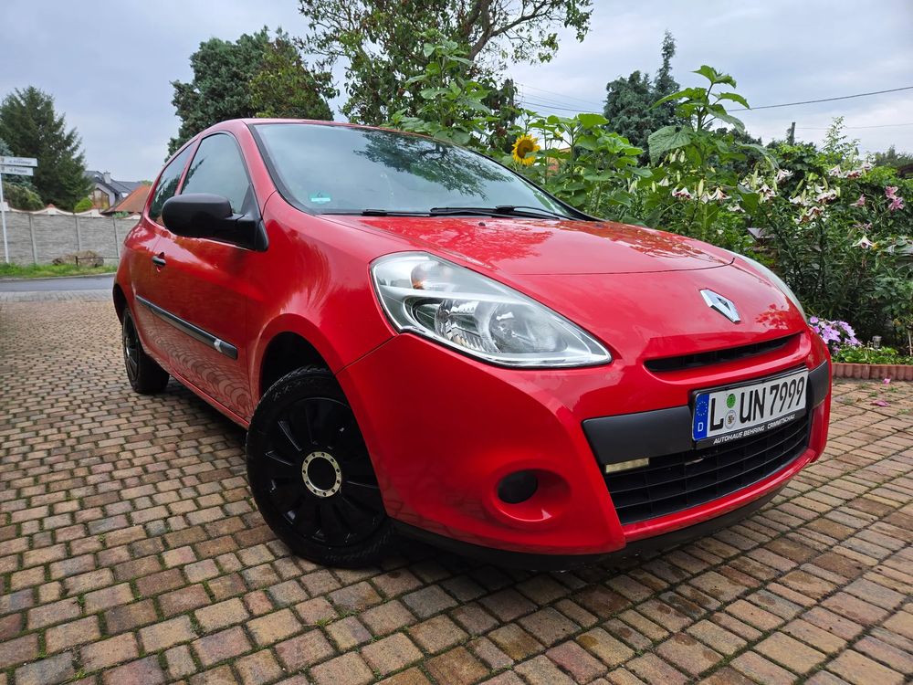 Renault Clio III (2005-2012) 1.2 16V 75 Yahoo 2012