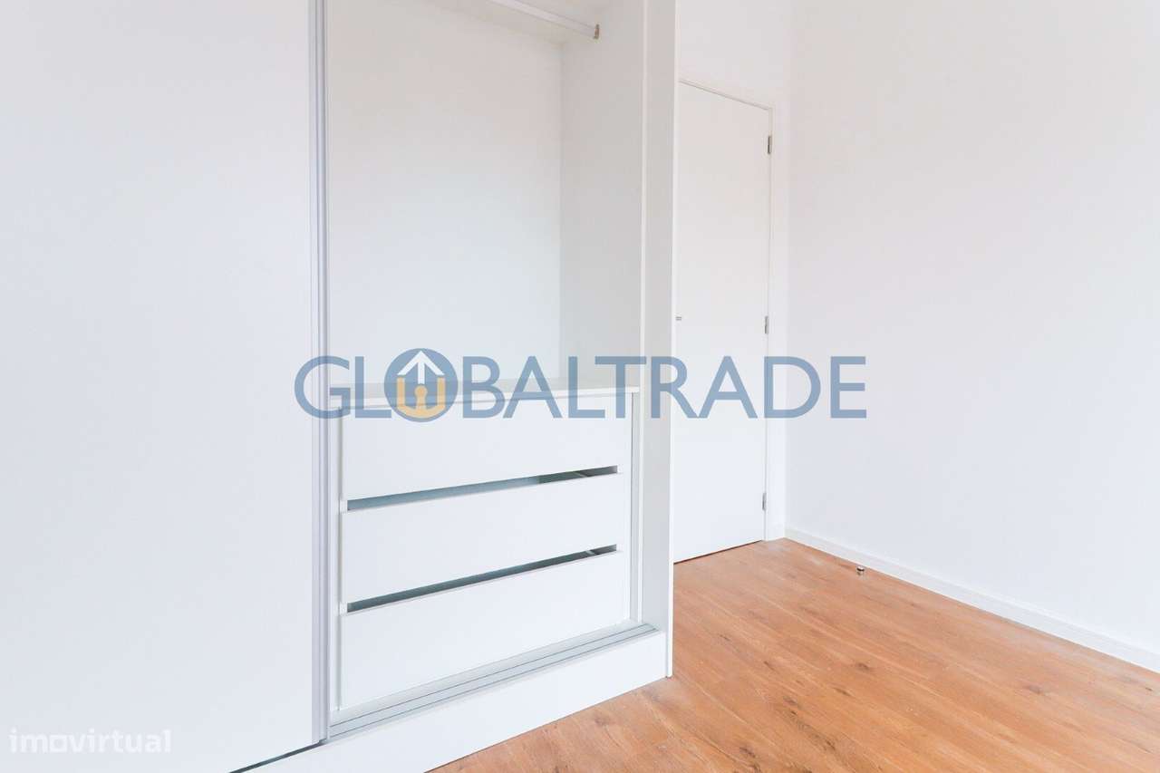 Apartamento T3 Renovado & Equipado em Águas Santas-38