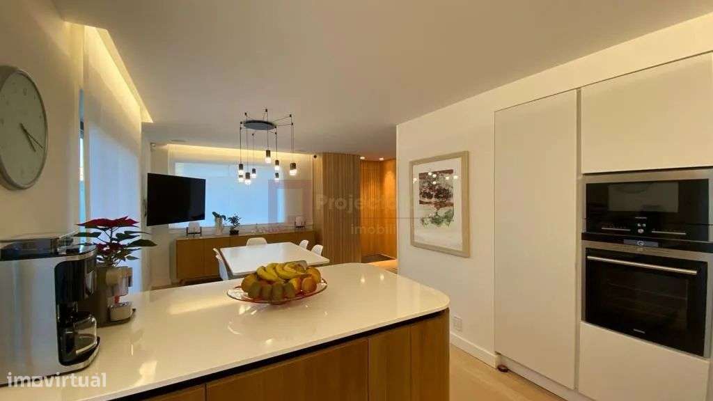 Moradia de Luxo com Piscina Aquecida Praia da Madalena-9