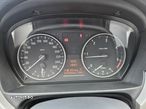 BMW Seria 3 318d DPF Touring Edition Sport - 25