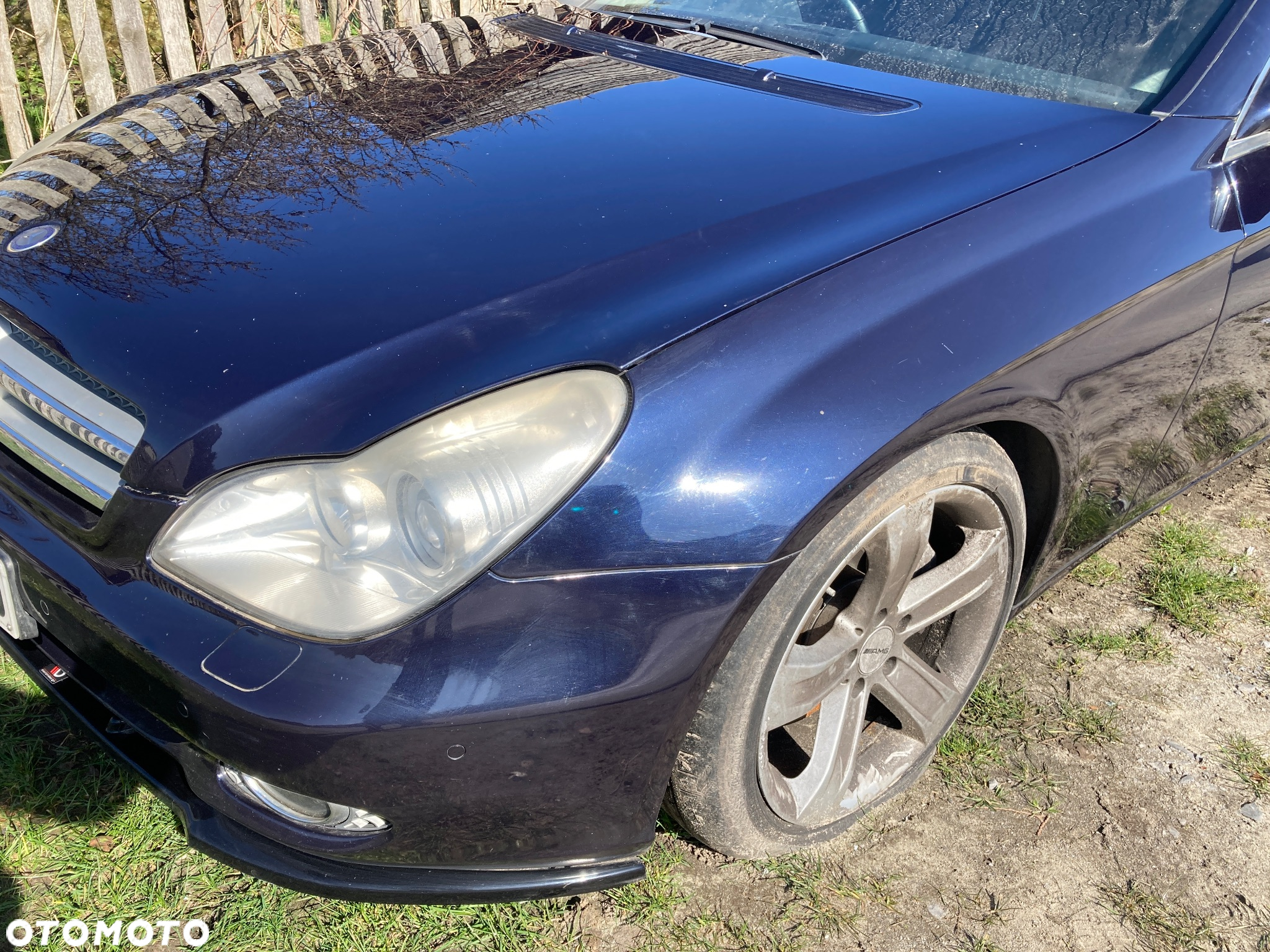 Błotnik lewy Mercedes CLS W219 c 359 - 3