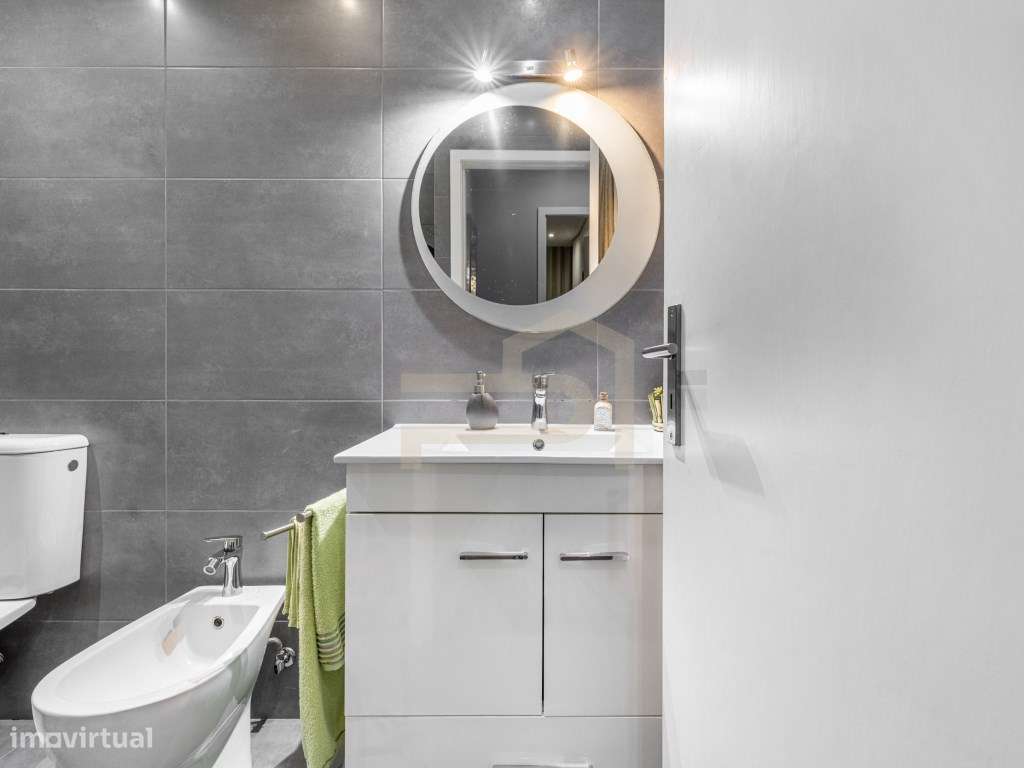 Apartamento T3 Totalmente Remodelado com Garagem - Excelente Locali...-14